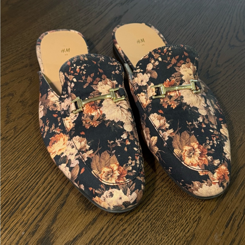 H&M Black and Floral w/ gold hardware Mules
